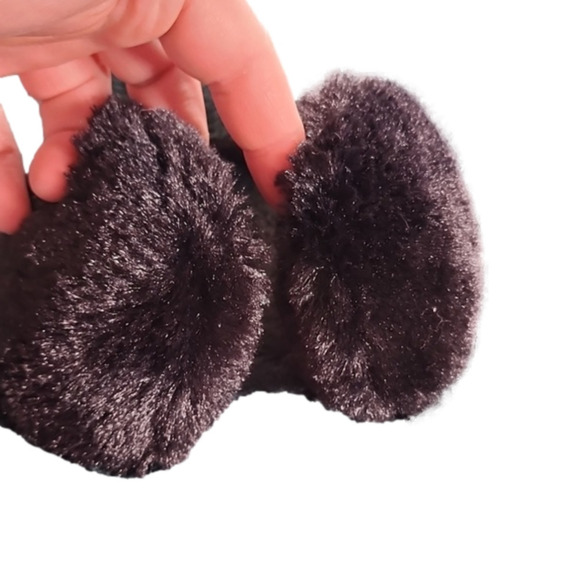 NEW!! Ear muffs - Picture 3 of 3